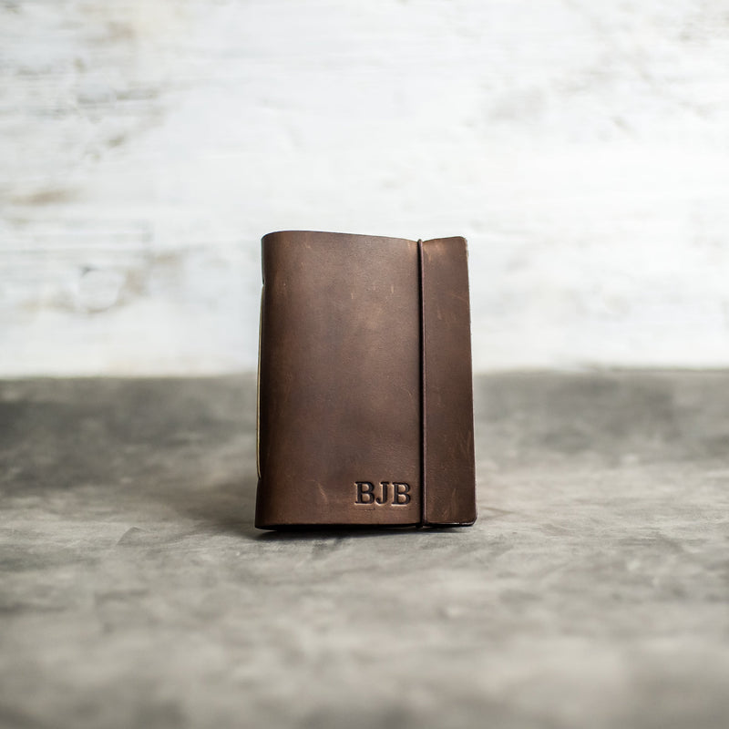 Bell’avant Classic Personalized Leather Pocket Journal with Professional Elastic Closure