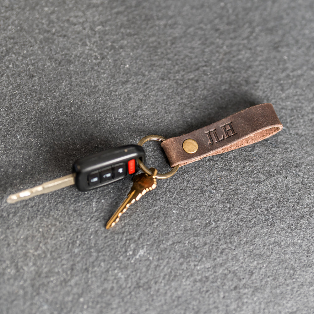 Loop Keychain - Personalized Premium Leather Keychain – Ox & Pine