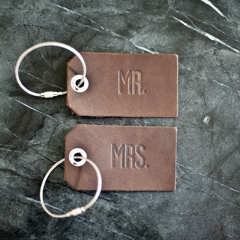 Set of Personalized Mr and Mrs Leather Luggage Tags - Dark Brown - Wedding Gift, Couple Gift, Anniversary Gift - Ox & Pine